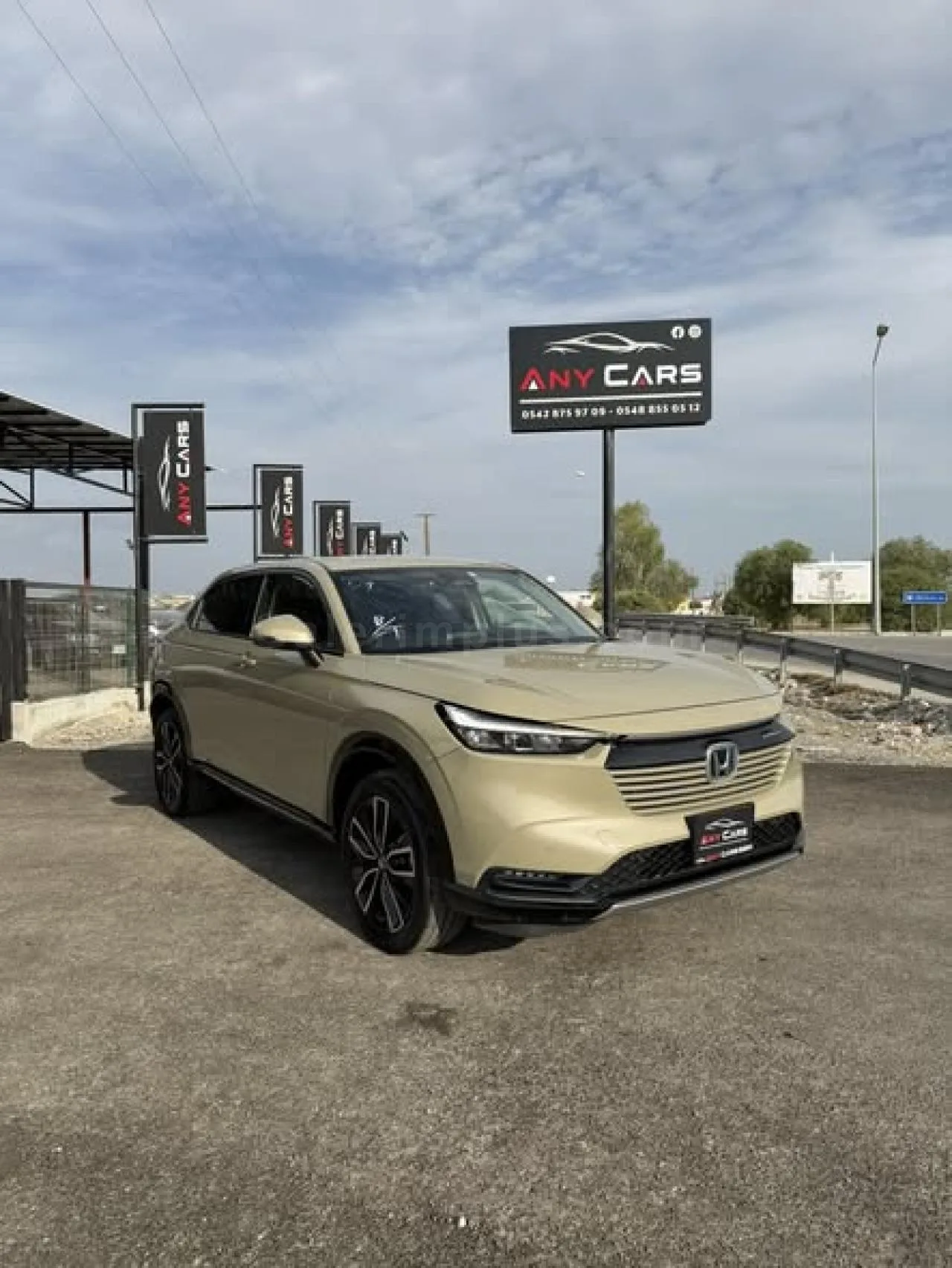 2022 Model Otomatik Honda Vezel 1.5 i-VTEC Hybrid Automatic Lefkoşa Satılık İkinci El | GalerimPlus - Fotoğraf 1