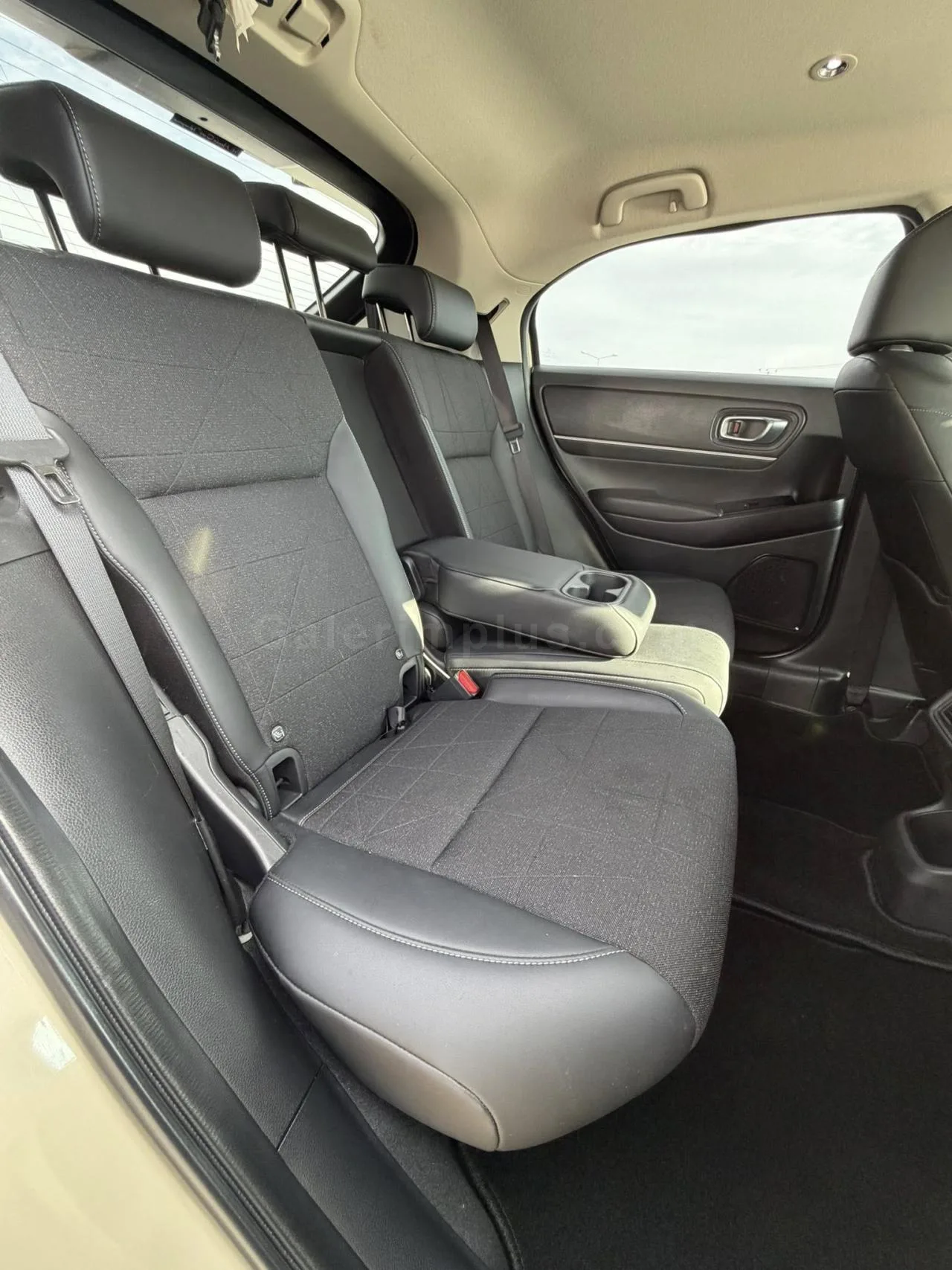 2022 Model Otomatik Honda Vezel 1.5 i-VTEC Hybrid Automatic Lefkoşa Satılık İkinci El | GalerimPlus - Thumbnail 4