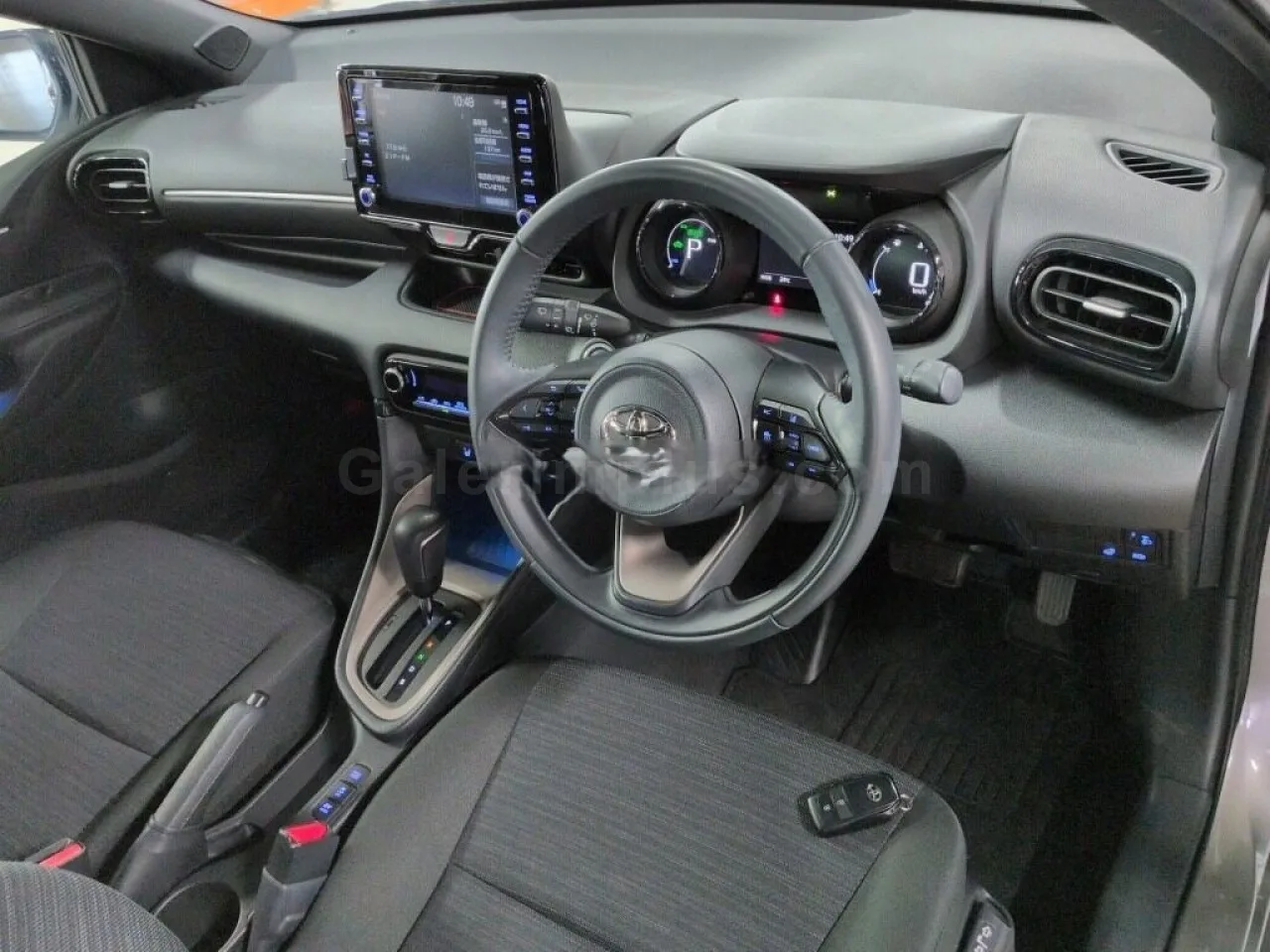 2024 Model Otomatik Toyota Yaris 1.5 Hybrid Lefkoşa Satılık İkinci El | GalerimPlus - Thumbnail 3