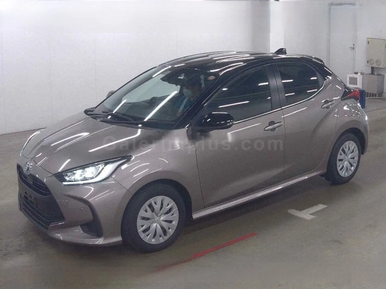 2024 Model Otomatik Toyota Yaris 1.5 Hybrid Lefkoşa Satılık İkinci El | GalerimPlus - Thumbnail 5