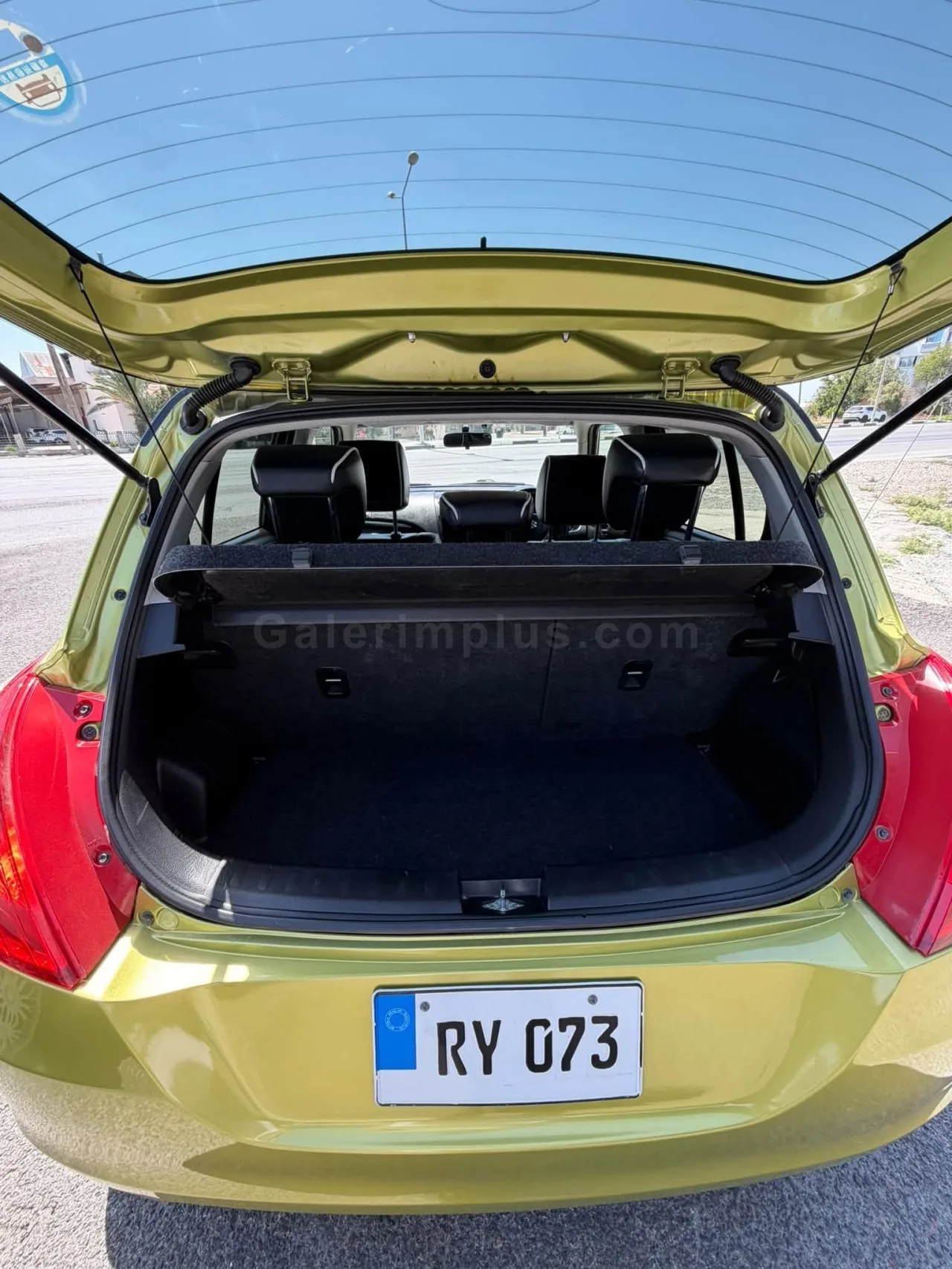2015 Model Otomatik Suzuki Swift 1.2 Lefkoşa Satılık İkinci El | GalerimPlus - Thumbnail 2