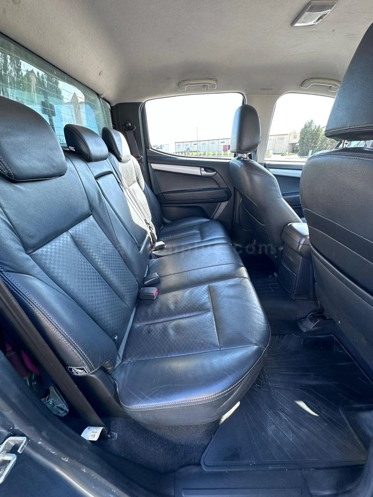 2014 Model Düz Isuzu D-Max Lefkoşa Satılık İkinci El | GalerimPlus - Thumbnail 5