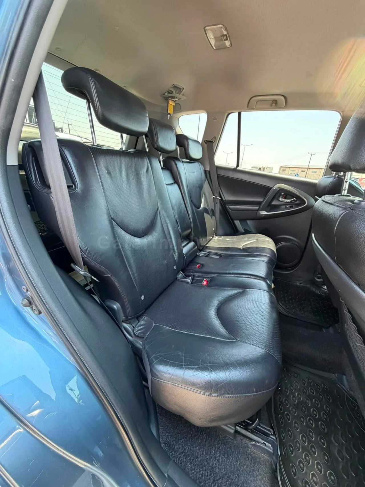 2010 Model Otomatik Toyota RAV4 2.0 Lefkoşa Satılık İkinci El | GalerimPlus - Thumbnail 4