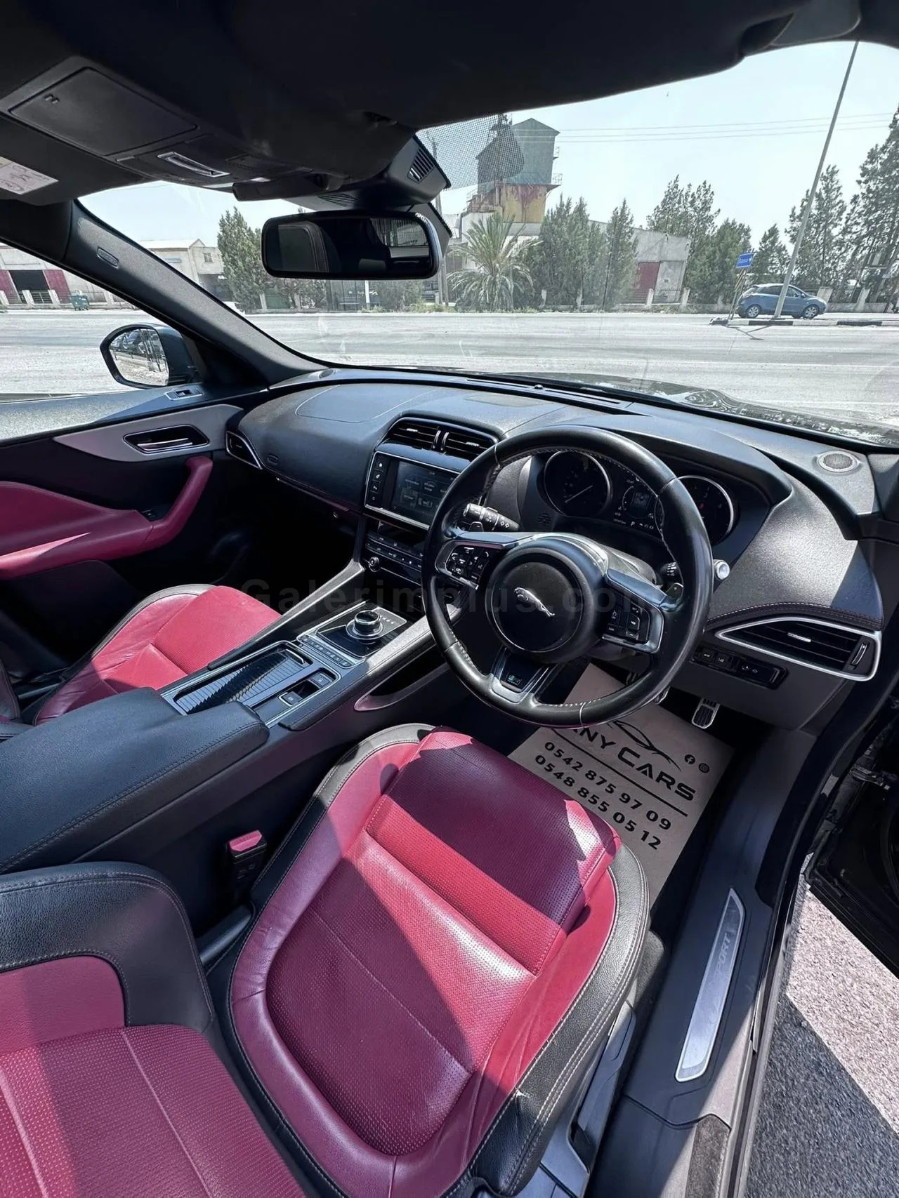 2017 Model Otomatik Jaguar F-Pace 2.0 D R-Sport Lefkoşa Satılık İkinci El | GalerimPlus - Thumbnail 3
