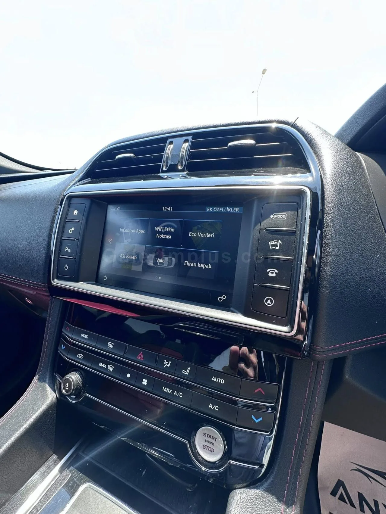 2017 Model Otomatik Jaguar F-Pace 2.0 D R-Sport Lefkoşa Satılık İkinci El | GalerimPlus - Thumbnail 6