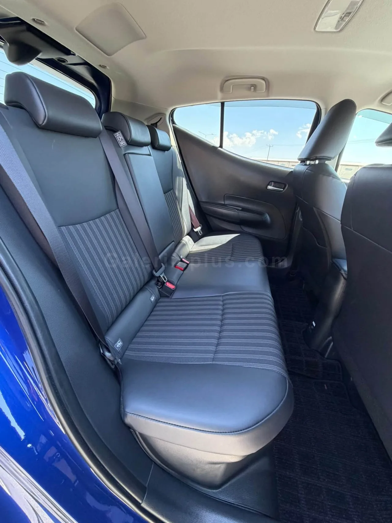 2023 Model Otomatik Toyota Aqua 1.5 Hybrit Lefkoşa Satılık İkinci El | GalerimPlus - Thumbnail 5