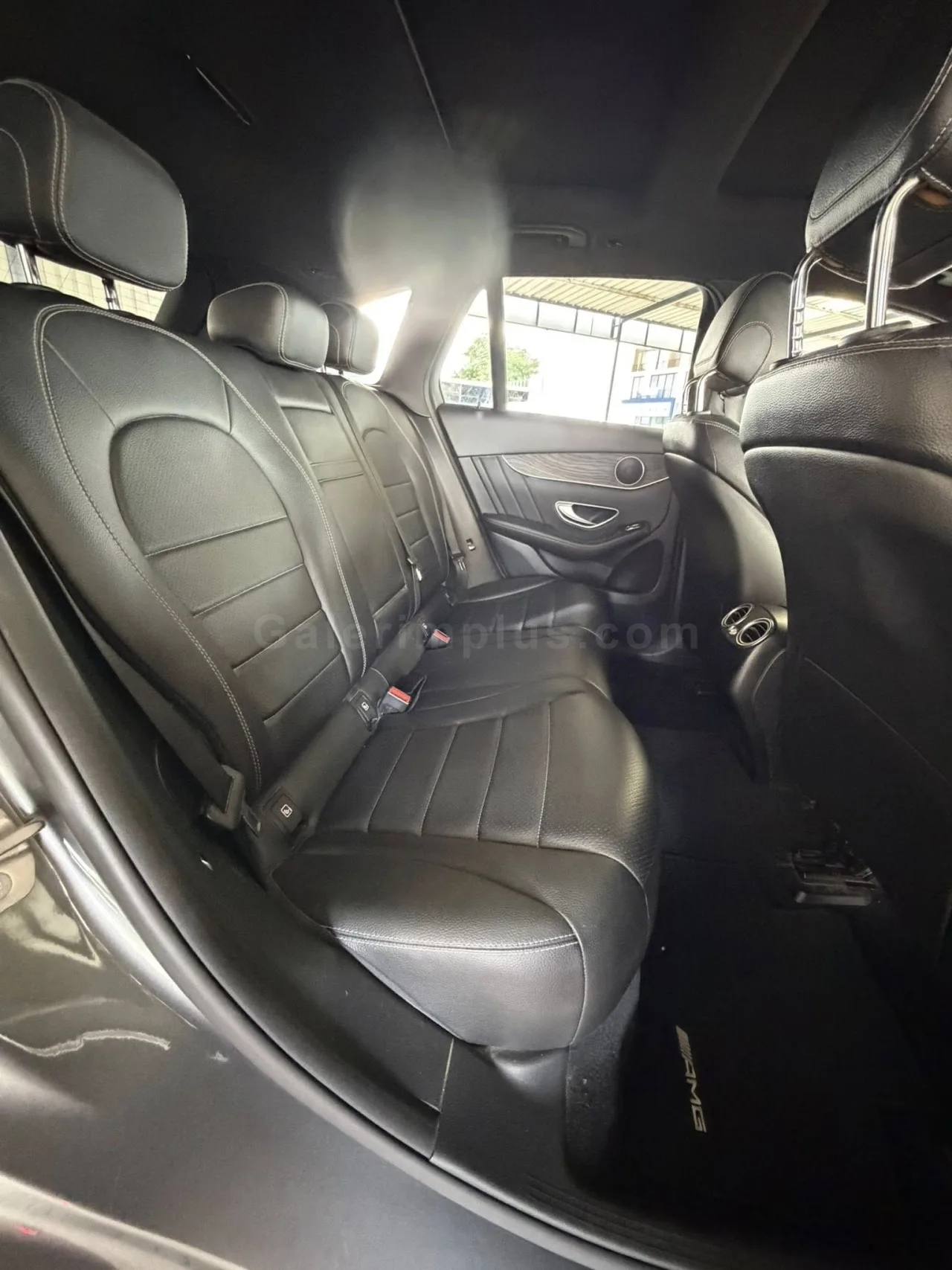 2017 Model Otomatik Mercedes - Benz GLC 250 d AMG Lefkoşa Satılık İkinci El | GalerimPlus - Thumbnail 4