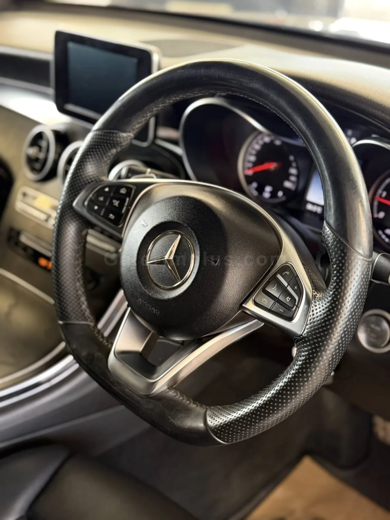 2017 Model Otomatik Mercedes - Benz GLC 250 d AMG Lefkoşa Satılık İkinci El | GalerimPlus - Thumbnail 5
