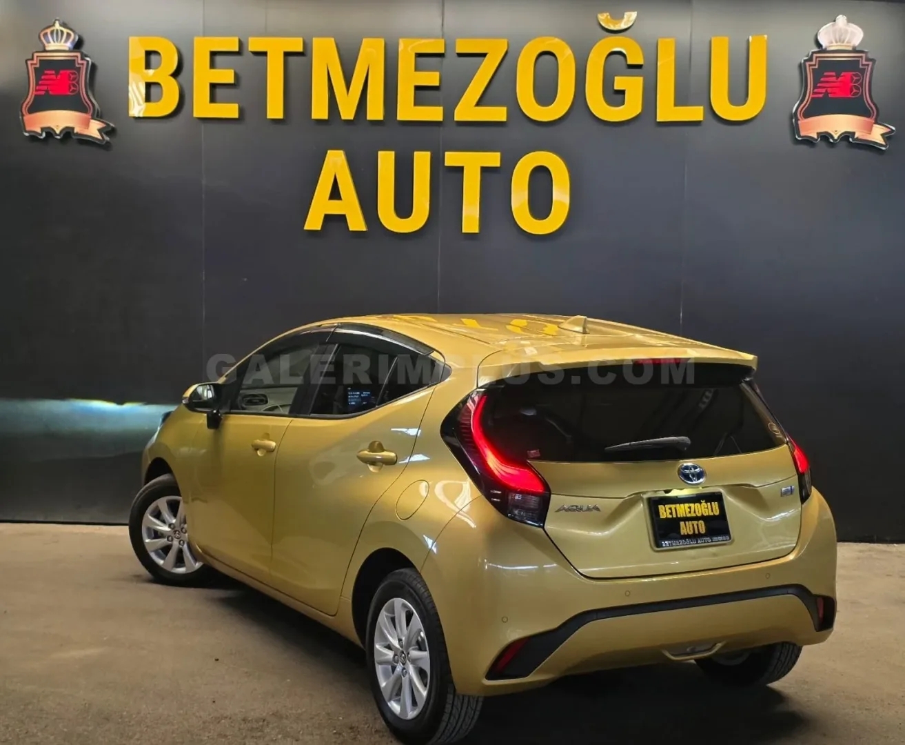 2022 Toyota Aqua 1.5 Hybrit 1.5 Hybrit Lefkoşa Satılık İkinci El | GalerimPlus - Thumbnail 3
