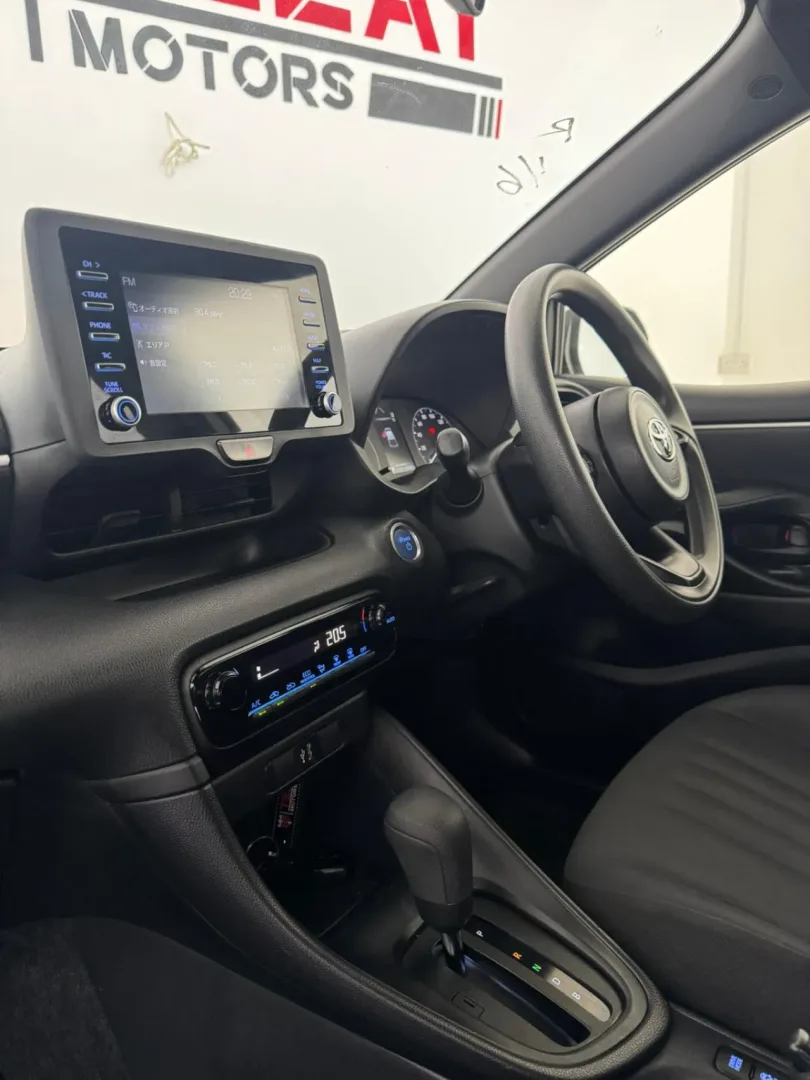 2022 Toyota Yaris 1.5 Hybrid Girne Satılık İkinci El | GalerimPlus - Thumbnail 2