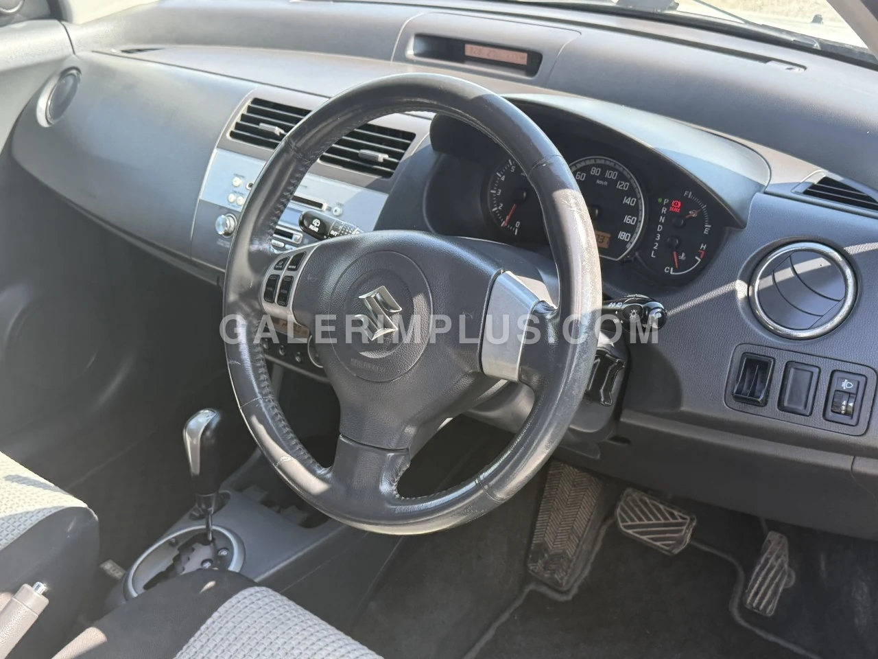 2006 Suzuki Swift 1.3 1.3 Lefkoşa Satılık İkinci El | GalerimPlus - Thumbnail 6