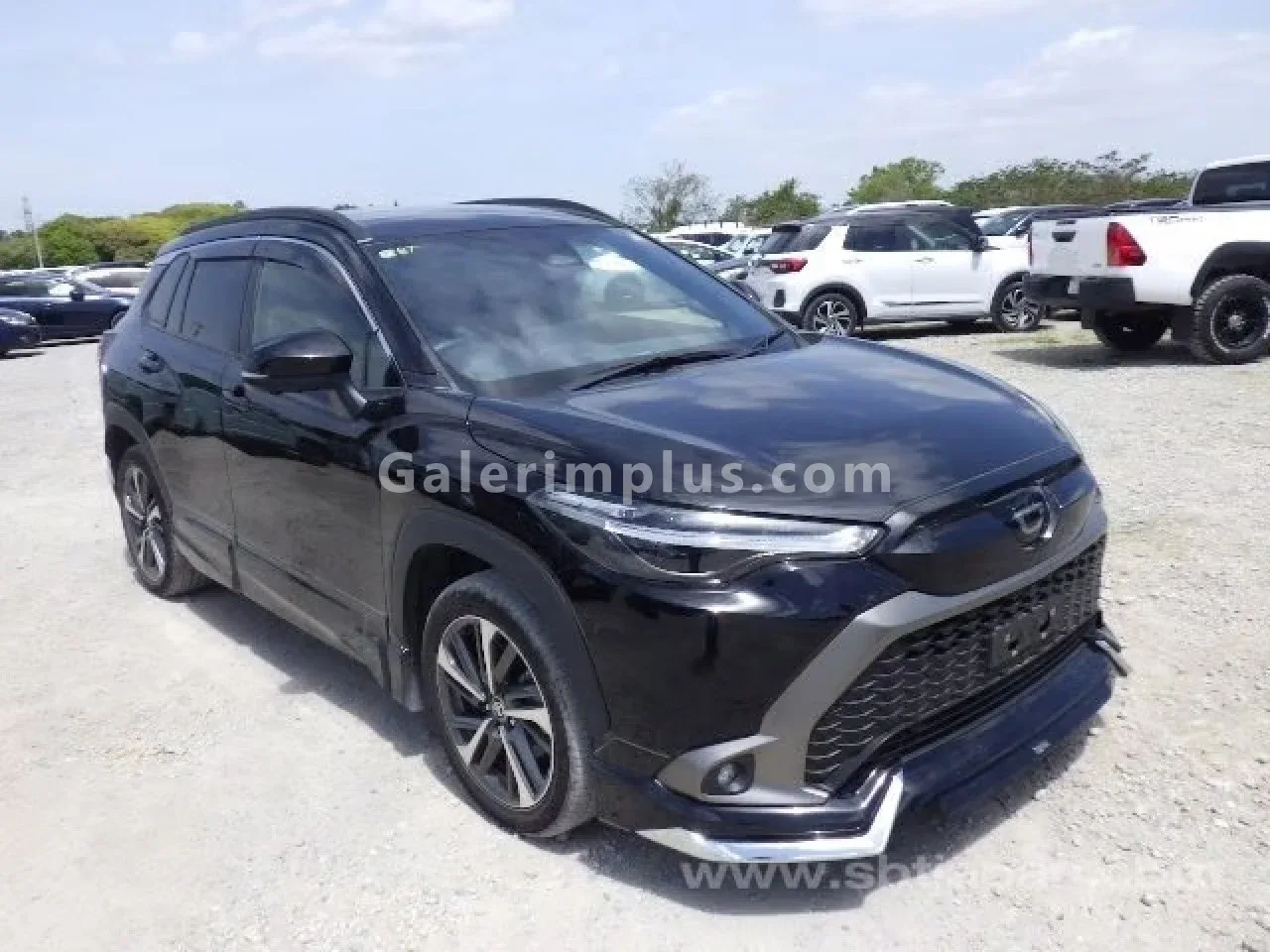 2025 Model Otomatik Toyota Corolla Cross Gazimağusa Satılık İkinci El | GalerimPlus - Thumbnail 3