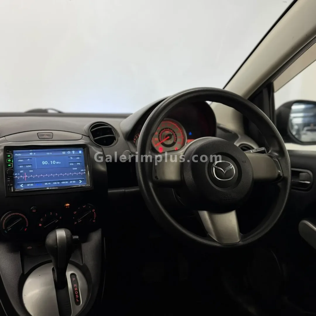 2011 Model Otomatik Mazda Demio 1.3i Gazimağusa Satılık İkinci El | GalerimPlus - Thumbnail 8