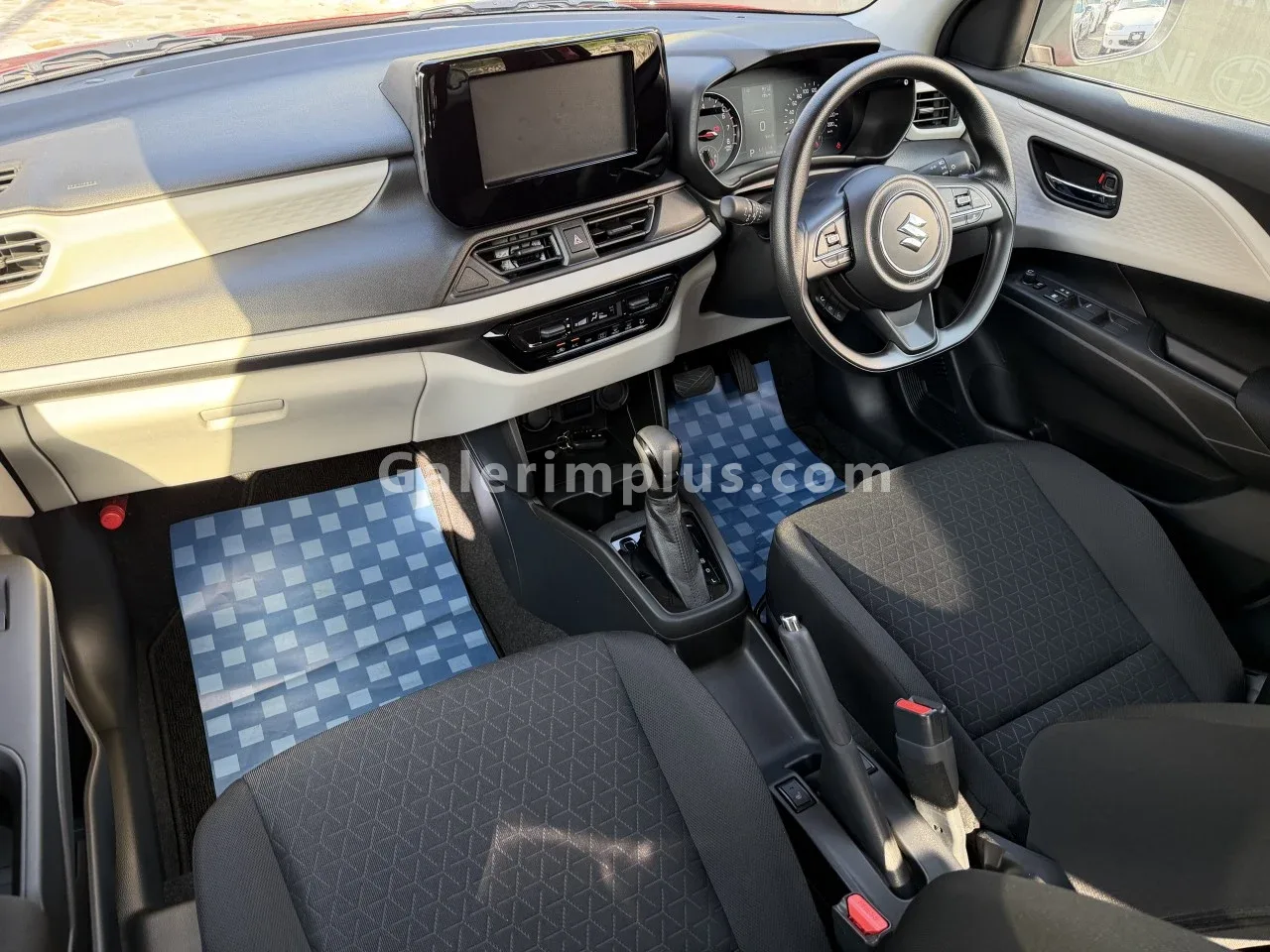 2024 Suzuki Swift Girne Satılık İkinci El | GalerimPlus - Thumbnail 7