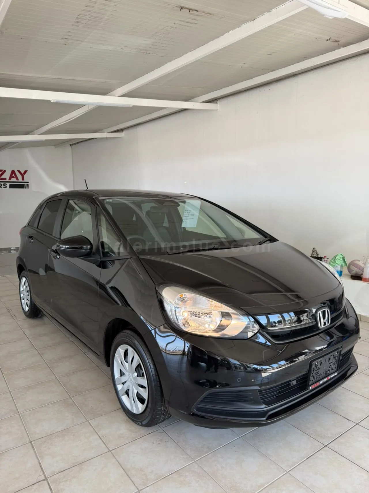 2025 Model Otomatik Honda Fit 1.5 Automatic Girne Satılık İkinci El | GalerimPlus - Fotoğraf 1