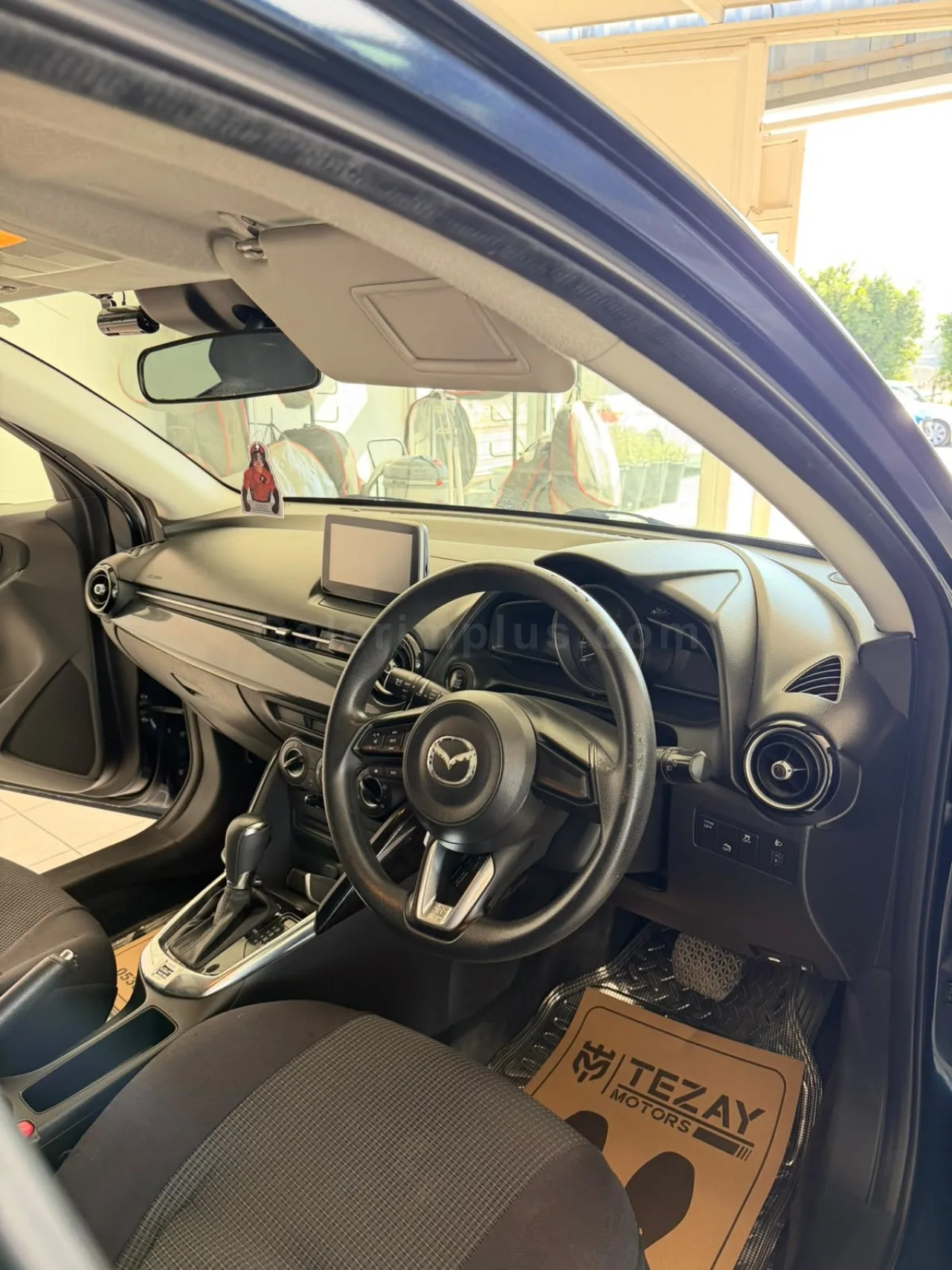 2017 Model Otomatik Mazda Demio 1.5 16V Girne Satılık İkinci El | GalerimPlus - Thumbnail 8