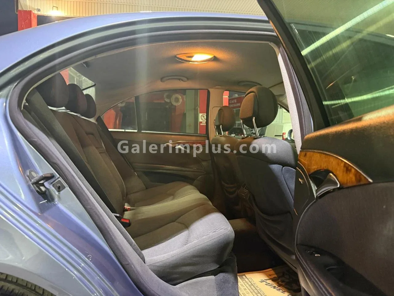2002 Model Otomatik Mercedes-Benz E Serisi E 240 Gazimağusa Satılık İkinci El | GalerimPlus - Thumbnail 5