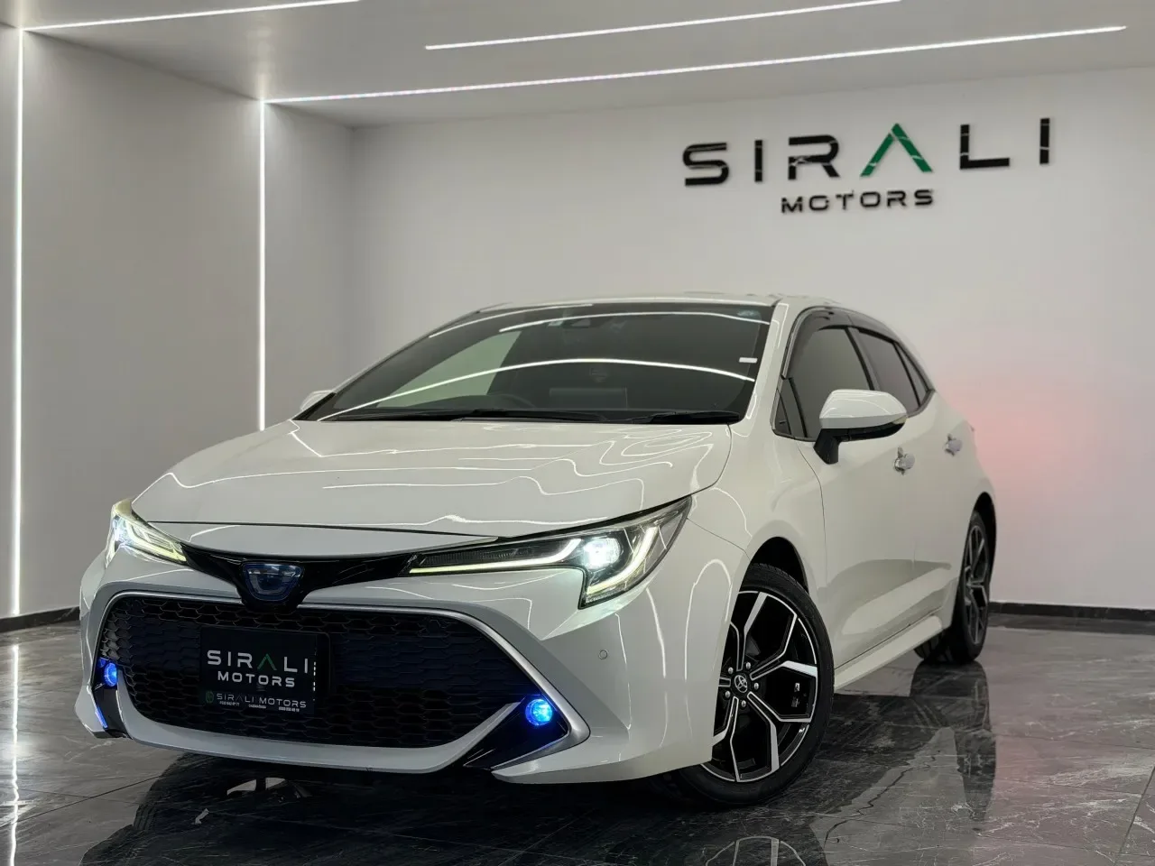 2021 Toyota Corolla 1.8 Hybrid Gazimağusa Satılık İkinci El | GalerimPlus - Fotoğraf 1