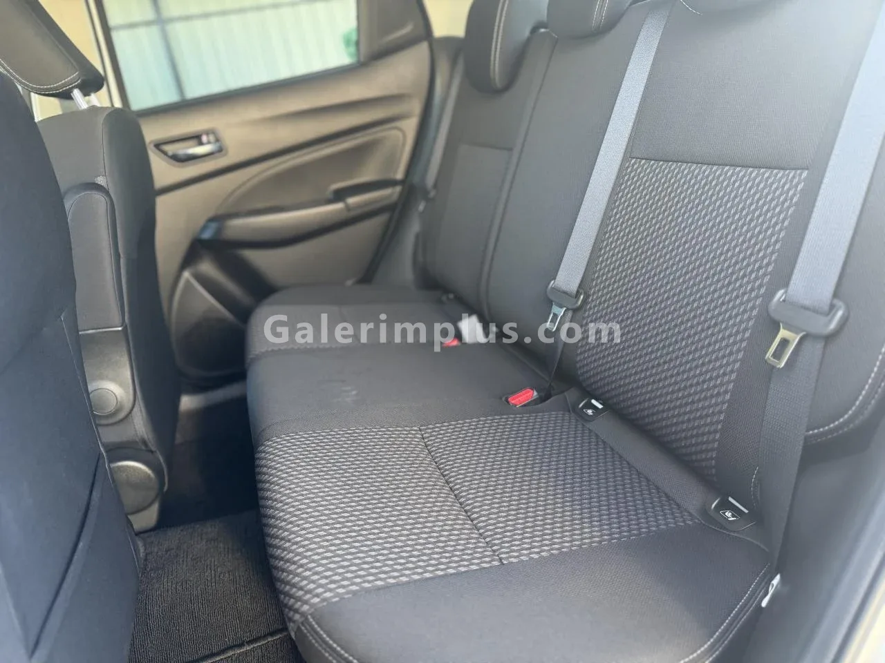 2023 Suzuki Swift Lefkoşa Satılık İkinci El | GalerimPlus - Thumbnail 8
