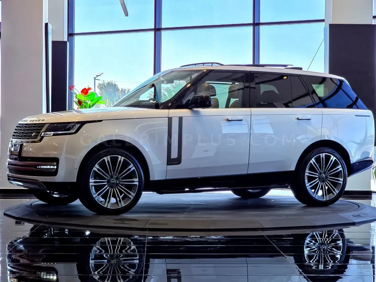 2024 Land Rover Range Rover 3.0 D300 3.0 D300 Gazimağusa Satılık İkinci El | GalerimPlus - Thumbnail 3