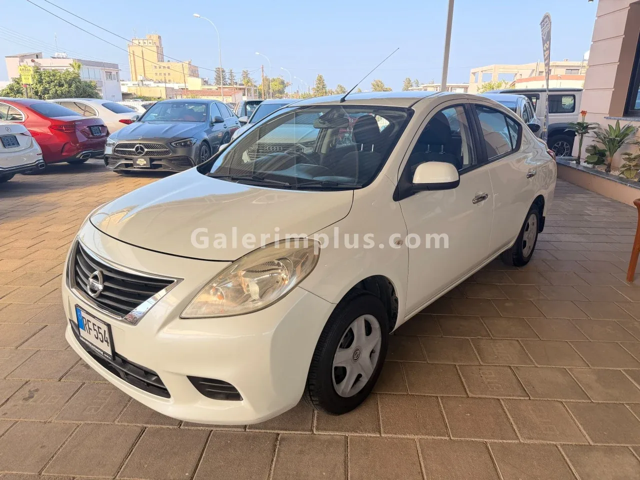 2013 Model Otomatik Nissan Latio 1.2 Gazimağusa Satılık İkinci El | GalerimPlus - Thumbnail 3