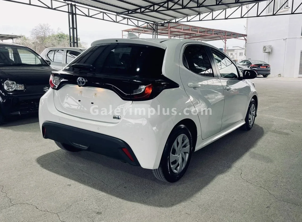 2020 Model Otomatik Toyota Yaris 1.5 Lefkoşa Satılık İkinci El | GalerimPlus - Thumbnail 5