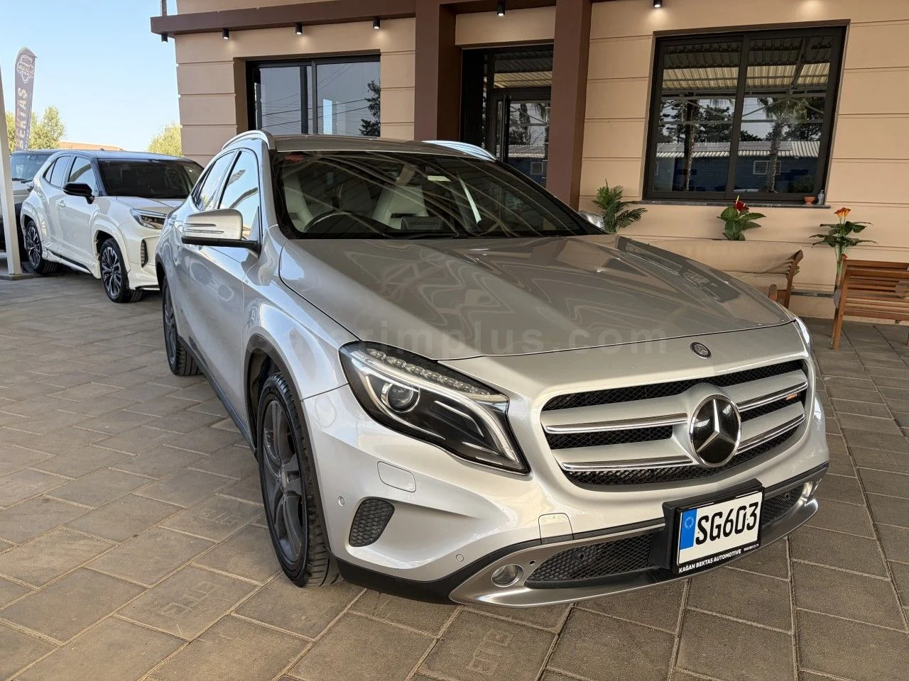 2017 Model Otomatik Mercedes - Benz GLA 180 Gazimağusa Satılık İkinci El | GalerimPlus - Fotoğraf 1