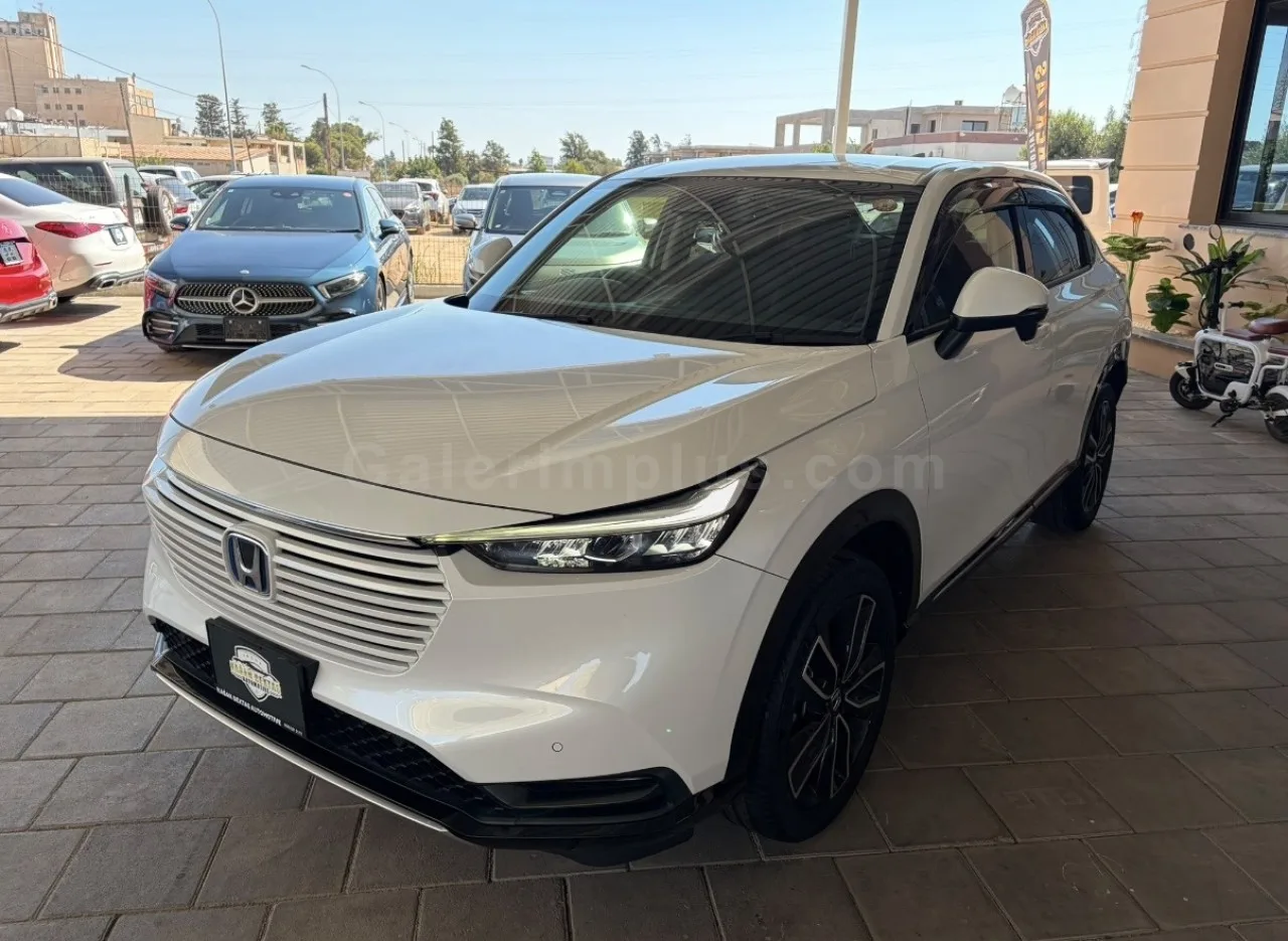2022 Model Otomatik Honda Vezel 1.5 i-VTEC Hybrid Automatic Gazimağusa Satılık İkinci El | GalerimPlus - Thumbnail 2