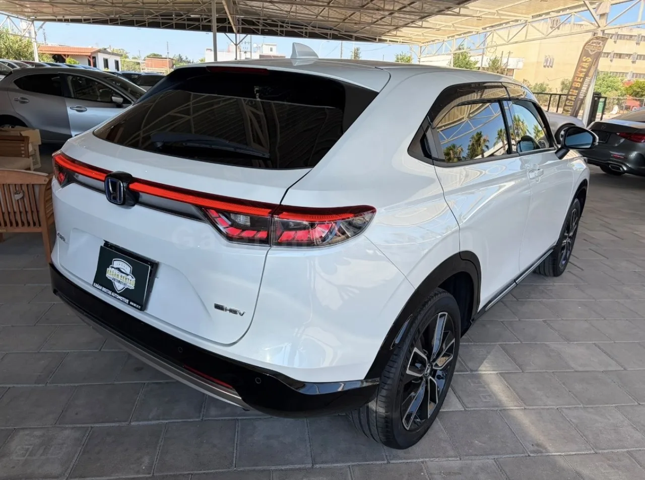2022 Model Otomatik Honda Vezel 1.5 i-VTEC Hybrid Automatic Gazimağusa Satılık İkinci El | GalerimPlus - Thumbnail 4
