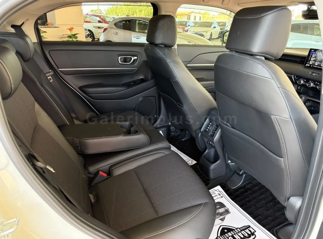 2022 Model Otomatik Honda Vezel 1.5 i-VTEC Hybrid Automatic Gazimağusa Satılık İkinci El | GalerimPlus - Thumbnail 7