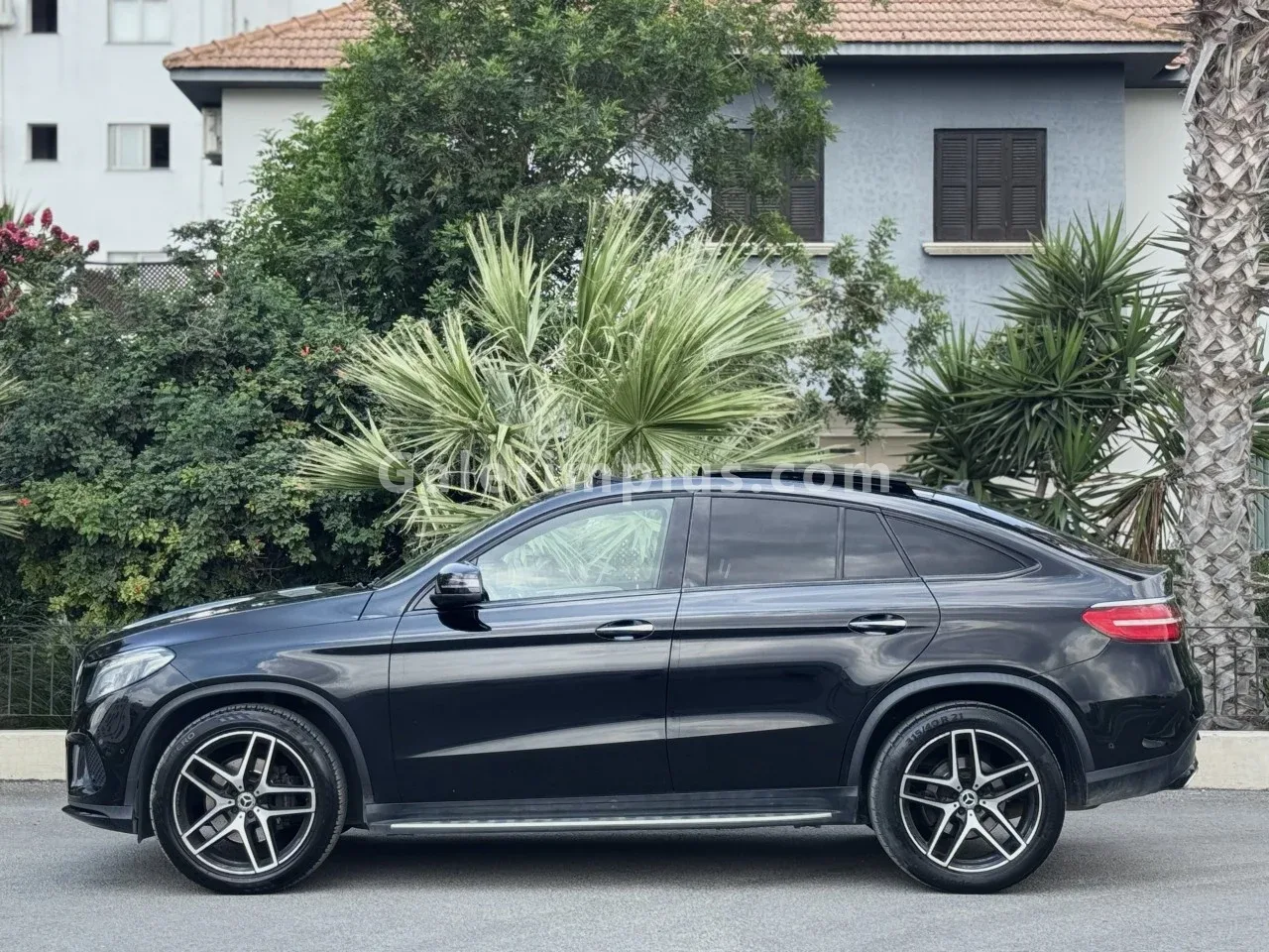 2018 Model Otomatik Mercedes - Benz GLE Coupe 350 d 4Matic AMG Lefkoşa Satılık İkinci El | GalerimPlus - Thumbnail 6