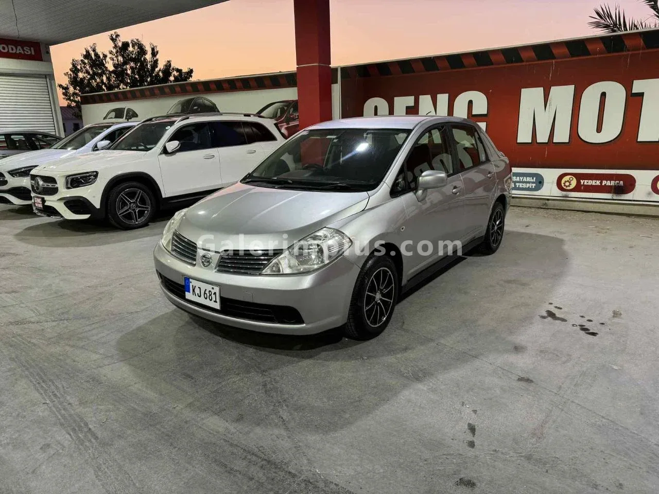 2005 Model Otomatik Nissan Tiida Gazimağusa Satılık İkinci El | GalerimPlus - Thumbnail 4