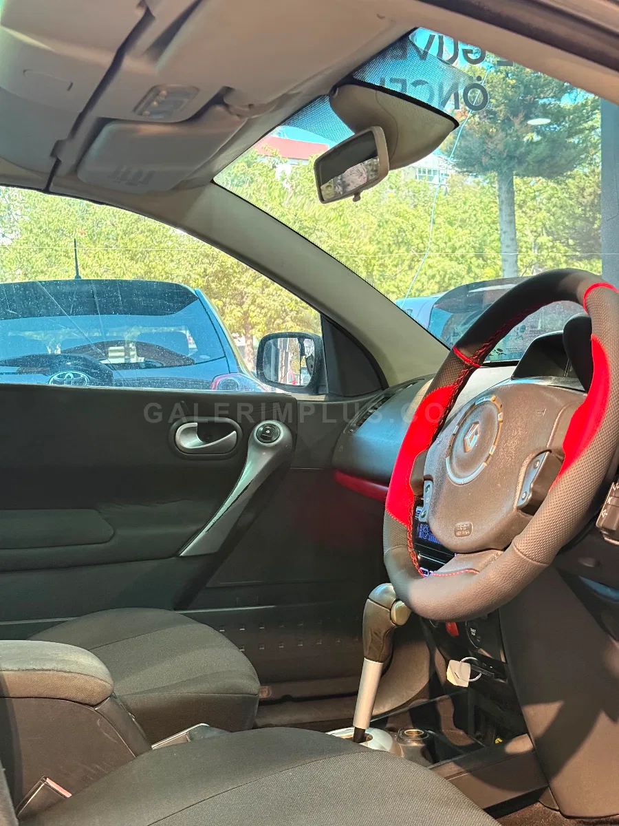 2008 Renault Megane 1.6 Cabrio 1.6 Cabrio GAZİMAĞUSA Satılık İkinci El | GalerimPlus - Thumbnail 8