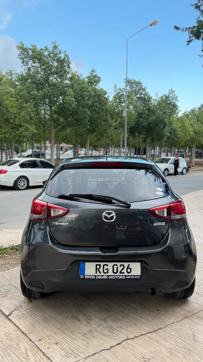 2016 Mazda Demio 1.3 16V 1.3 1.3 16V GAZİMAĞUSA Satılık İkinci El | GalerimPlus - Thumbnail 6