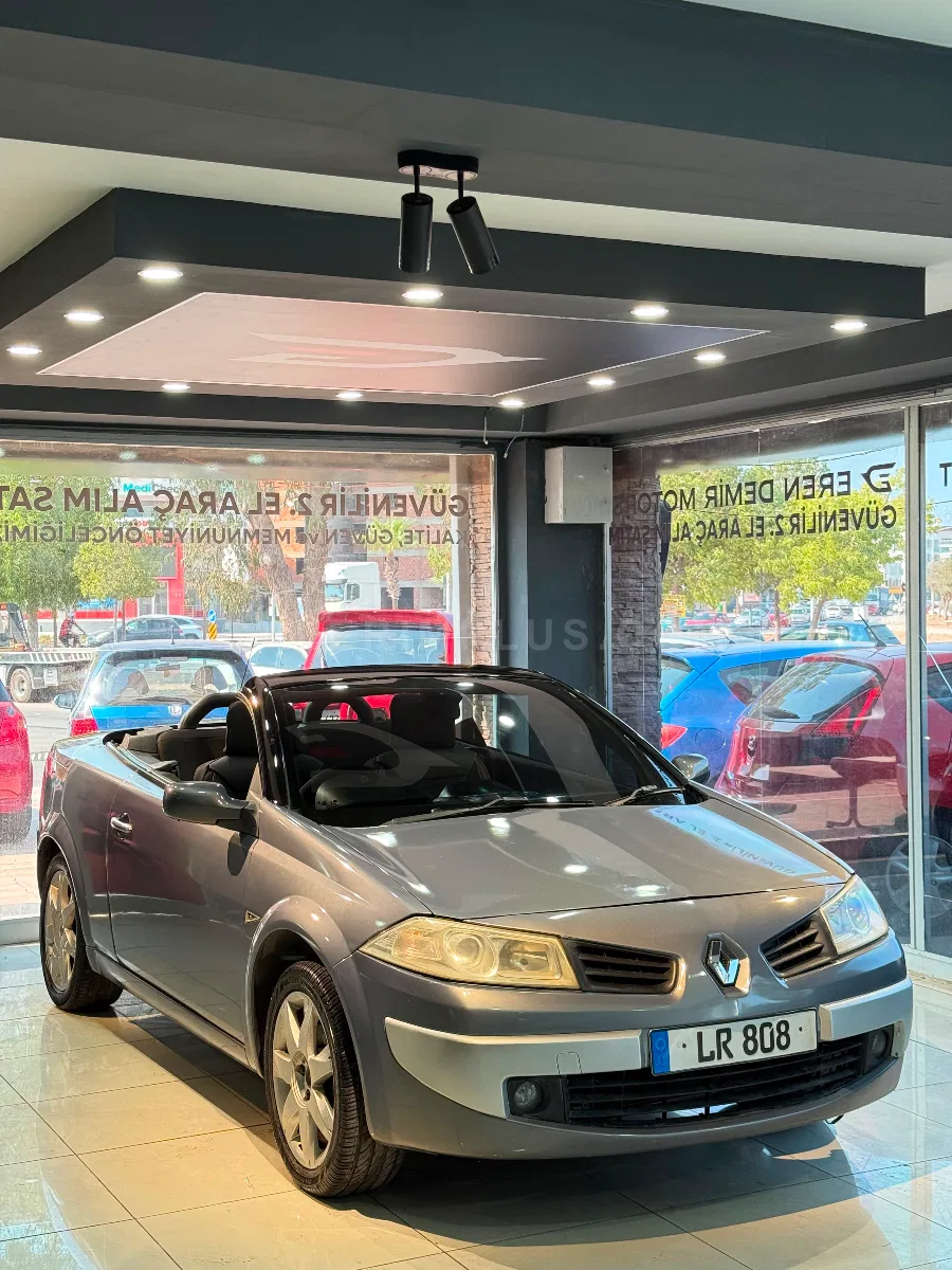 2008 Renault Megane 1.6 Cabrio 1.6 Cabrio GAZİMAĞUSA Satılık İkinci El | GalerimPlus - Thumbnail 2
