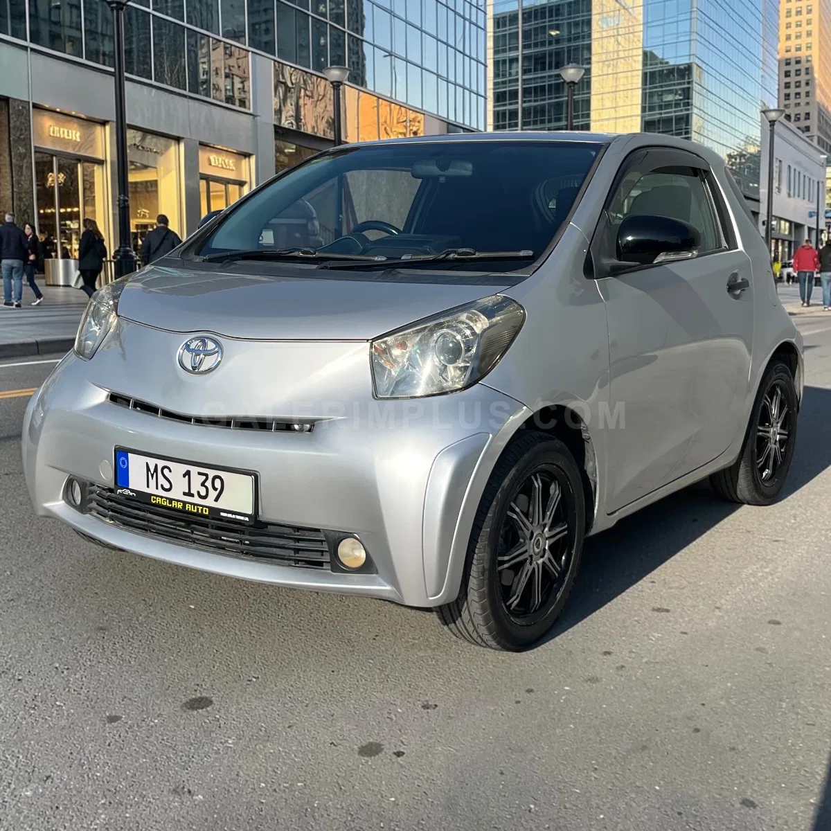 2010 Toyota iQ 1.0 VVT-i 1.0 VVT-i Lefkoşa Satılık İkinci El | GalerimPlus - Fotoğraf 1