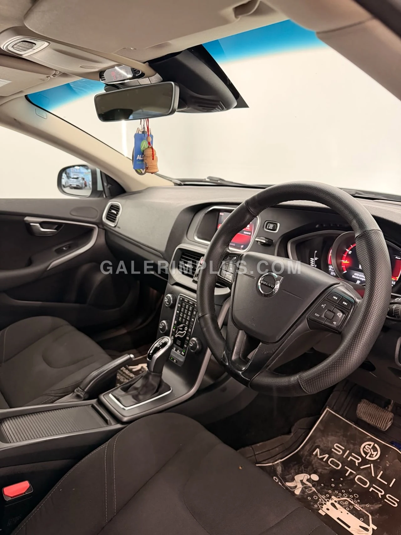 2018 Volvo V40 1.5 T2 Gazimağusa Satılık İkinci El | GalerimPlus - Thumbnail 2