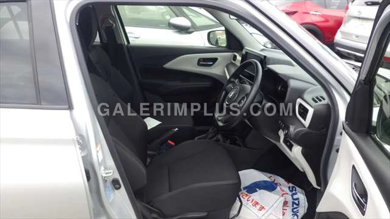 2025 Suzuki Swift Lefkoşa Satılık İkinci El | GalerimPlus - Thumbnail 2