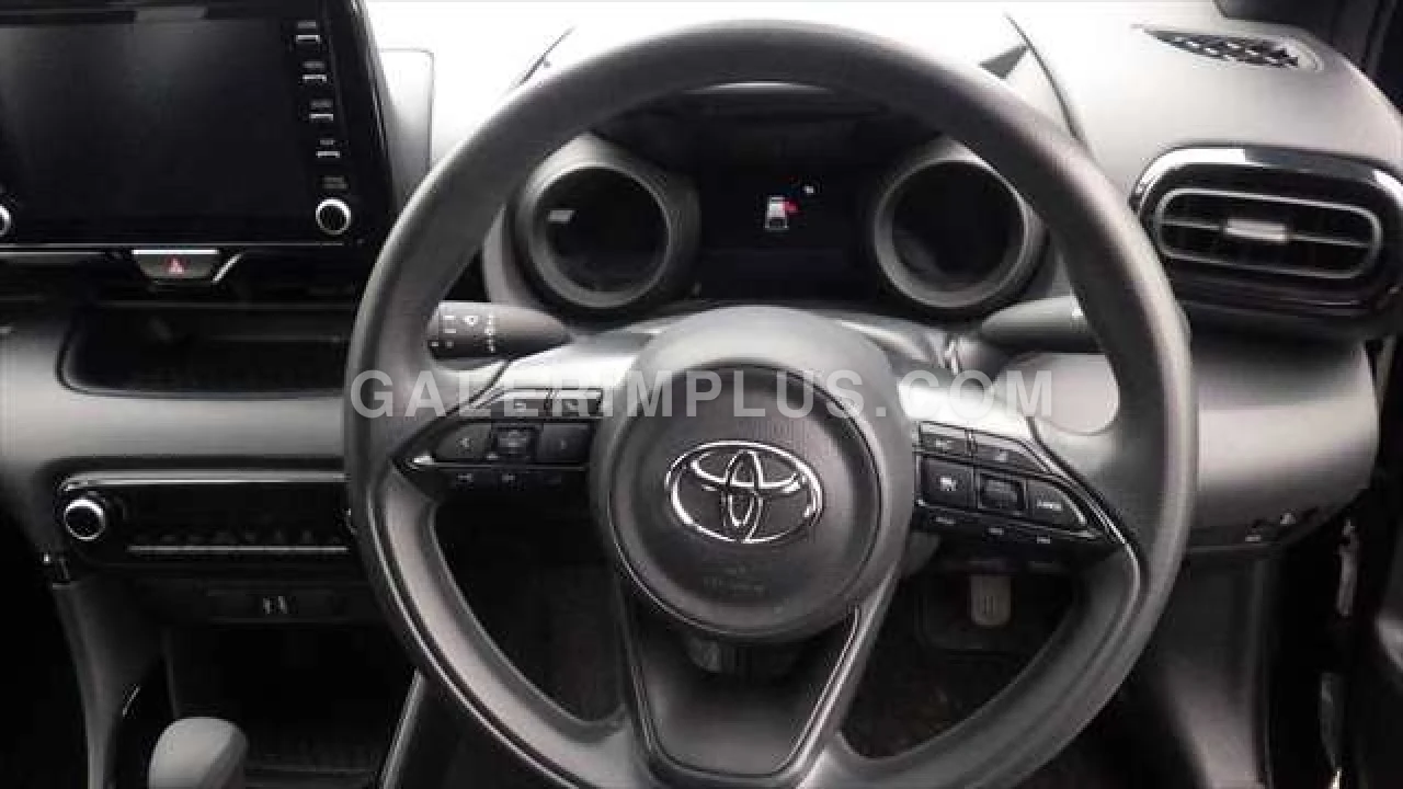 2024 Toyota Yaris 1.5 Lefkoşa Satılık İkinci El | GalerimPlus - Thumbnail 2