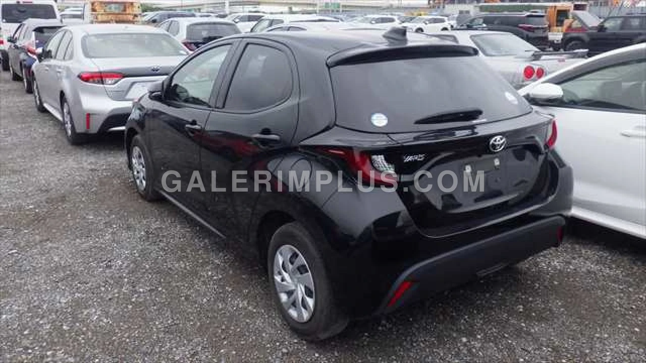 2024 Toyota Yaris 1.5 Lefkoşa Satılık İkinci El | GalerimPlus - Thumbnail 3