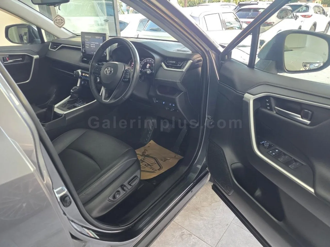 2022 Model Otomatik Toyota RAV4 2.0 Lefkoşa Satılık İkinci El | GalerimPlus - Thumbnail 7