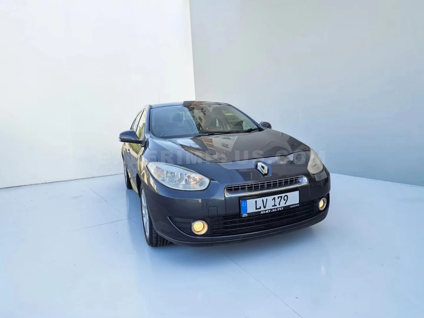 2012 Renault Fluence 1.6 1.6 1.6 Lefkoşa Satılık İkinci El | GalerimPlus - Thumbnail 2