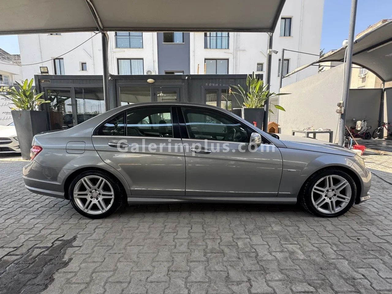 2009 Model Otomatik Mercedes-Benz C Serisi C 180 AMG Lefkoşa Satılık İkinci El | GalerimPlus - Thumbnail 3