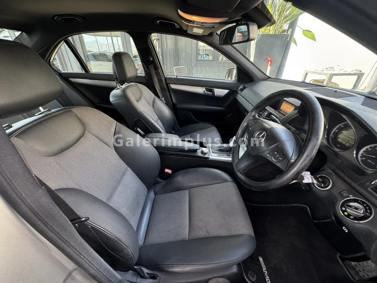 2009 Model Otomatik Mercedes-Benz C Serisi C 180 AMG Lefkoşa Satılık İkinci El | GalerimPlus - Thumbnail 8