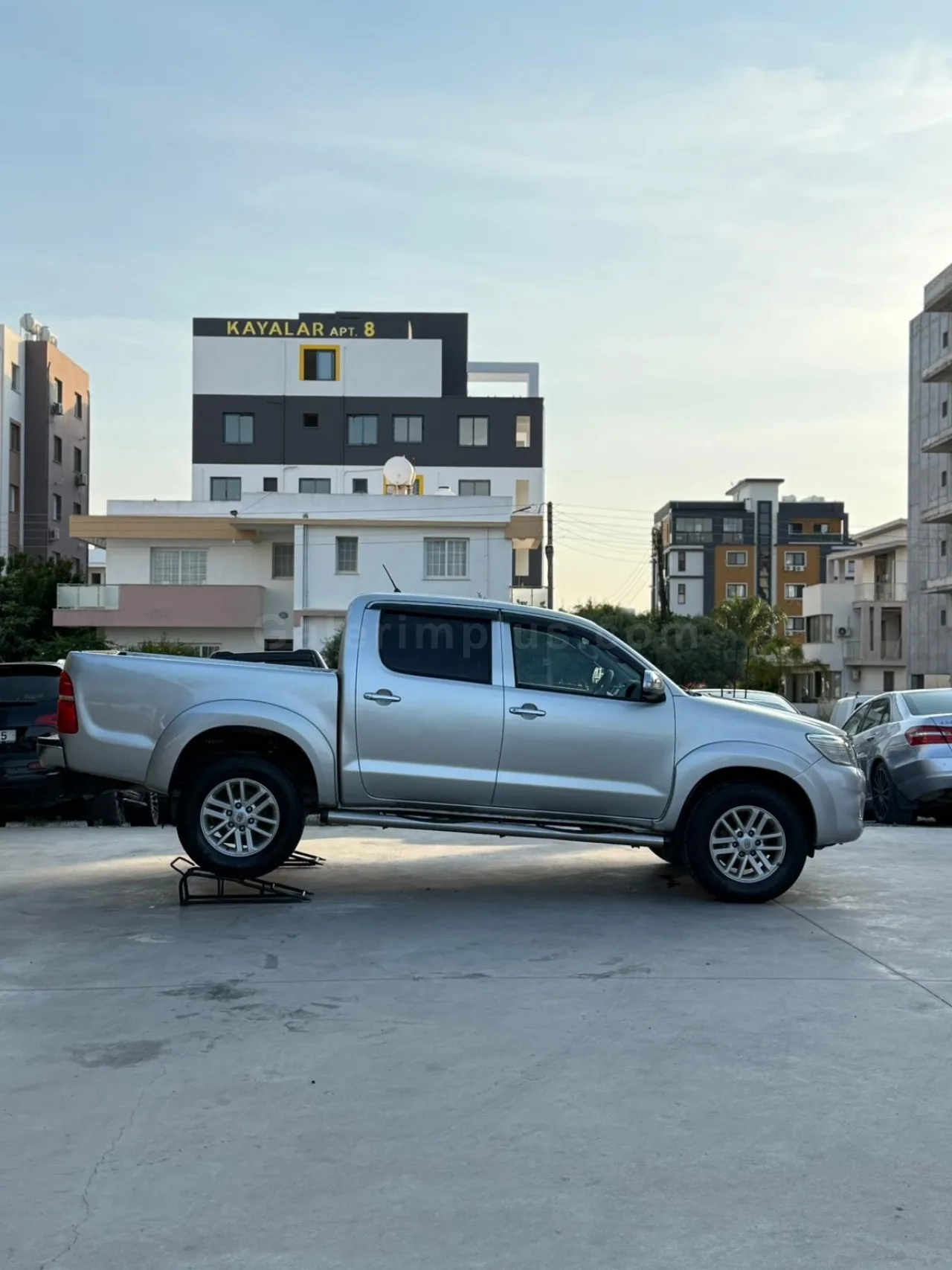 2014 Model Otomatik Toyota Hilux 3.0 D Gazimağusa Satılık İkinci El | GalerimPlus - Thumbnail 4
