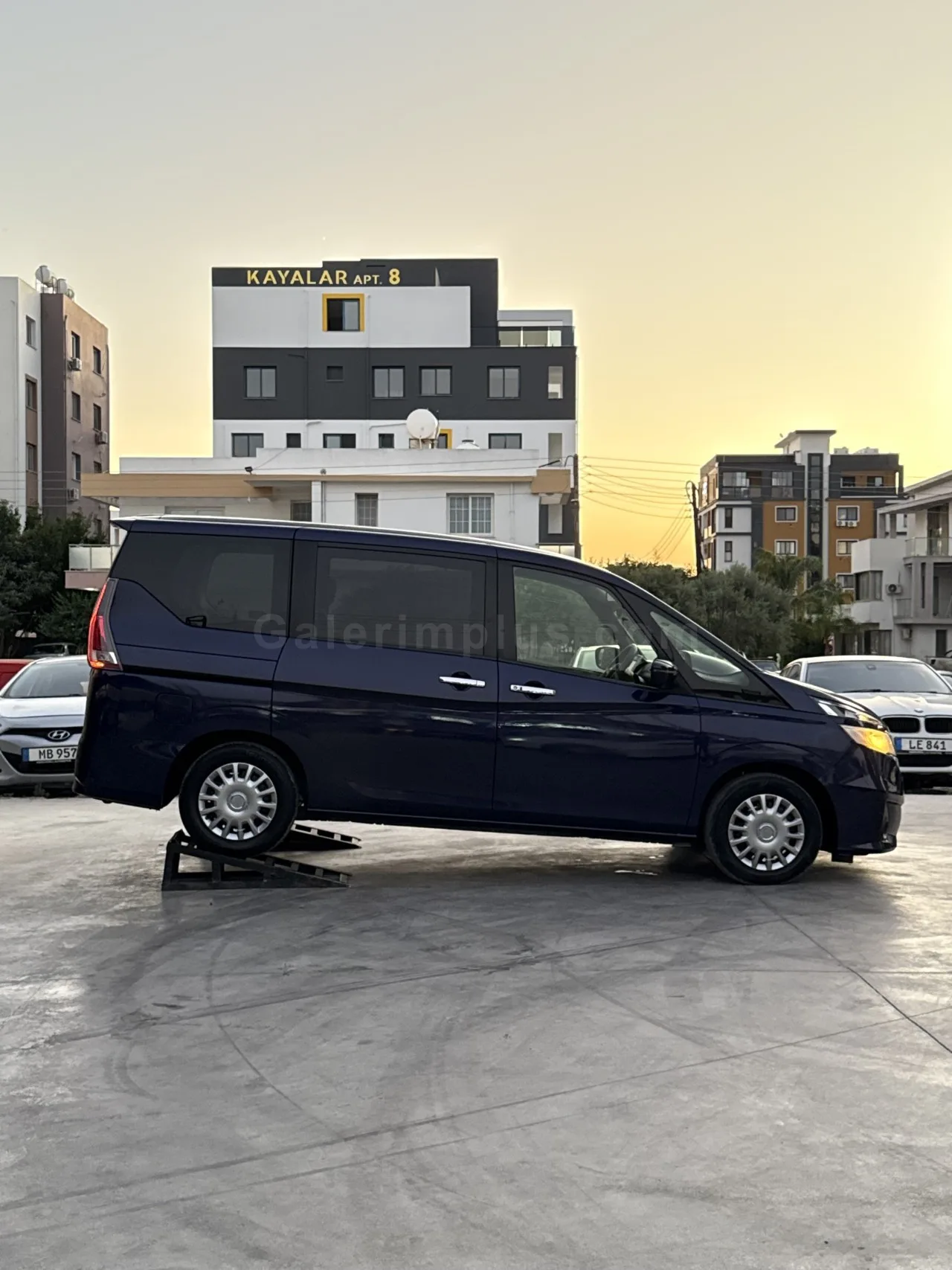 2019 Model Otomatik Nissan Serena Gazimağusa Satılık İkinci El | GalerimPlus - Thumbnail 4