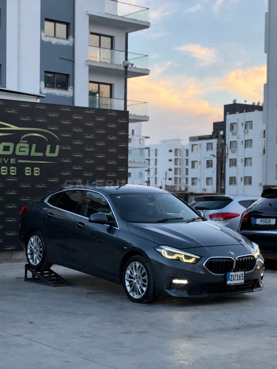 2021 BMW 2 Serisi 218d - Fotoğraf 1