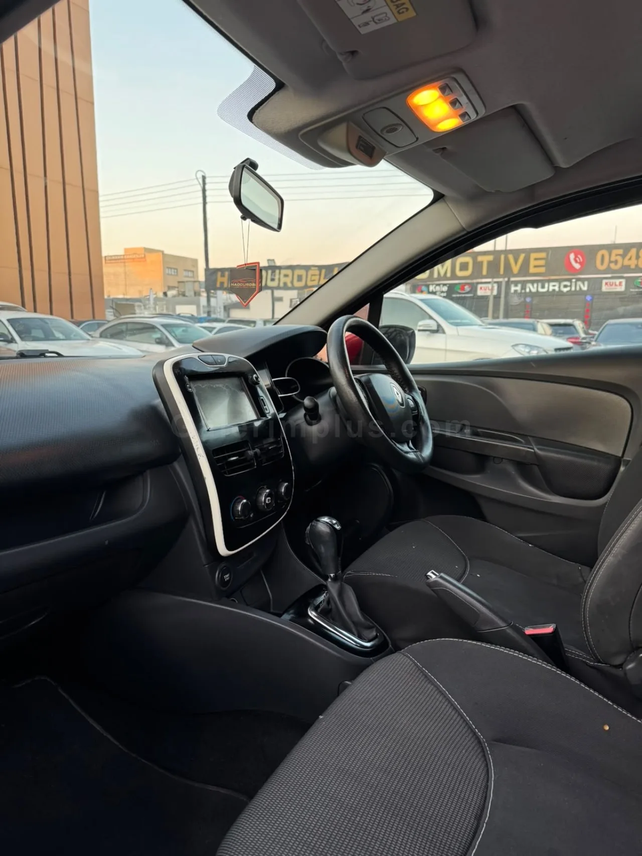 2014 Model Otomatik Renault Clio 1.2 Gazimağusa Satılık İkinci El | GalerimPlus - Thumbnail 8