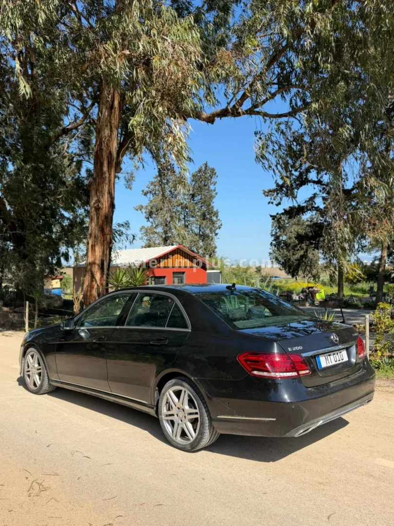 2011 Model Otomatik Mercedes-Benz E Serisi E 200 Gazimağusa Satılık İkinci El | GalerimPlus - Thumbnail 7