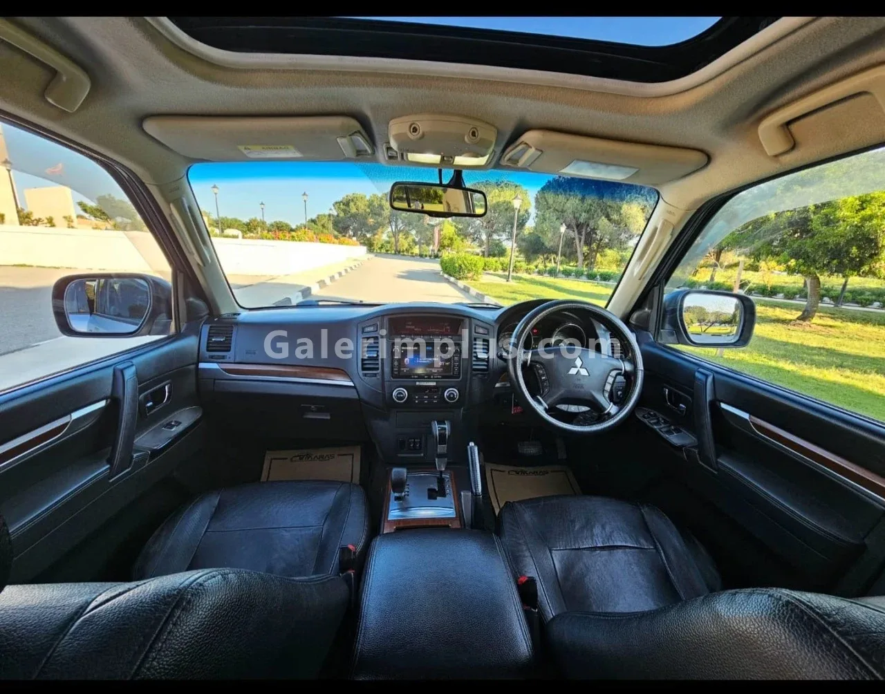2015 Model Otomatik Mitsubishi Pajero 3.2 DID Gazimağusa Satılık İkinci El | GalerimPlus - Thumbnail 6